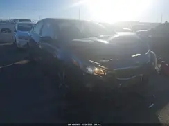 3KPFN4A8XHE104912 2017 KIA FORTE