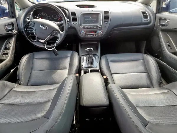 3KPFN4A8XJE250992 2018 KIA FORTE - Image 8