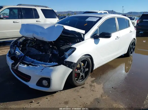 3KPFN5A31HE064942 2017 KIA FORTE - Image 2