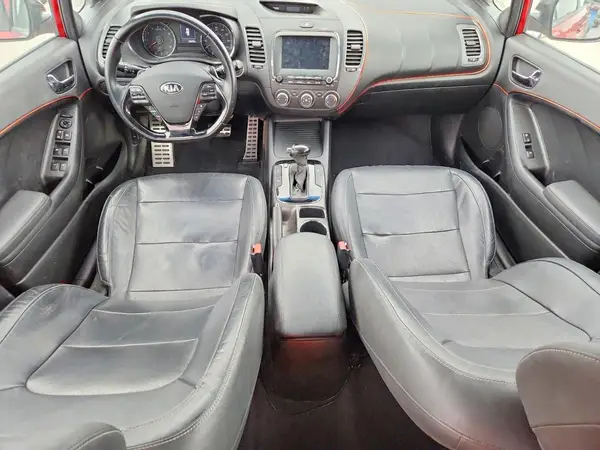 3KPFN5A31HE139249 2017 KIA FORTE - Image 8