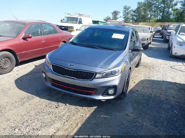 3KPFN5A33HE065106 2017 KIA FORTE - Image 2