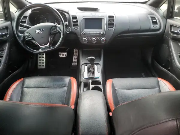 3KPFN5A34JE180237 2018 KIA FORTE - Image 8