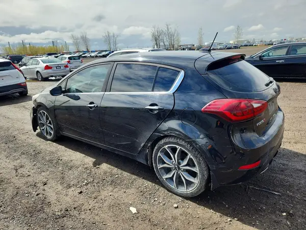 3KPFN5A35HE090315 2017 KIA FORTE - Image 2