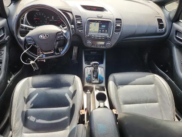 3KPFN5A35HE090315 2017 KIA FORTE - Image 8