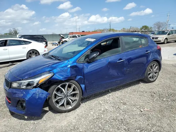 3KPFN5A35JE194776 2018 KIA FORTE - Image 1