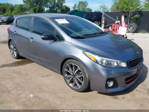 3KPFN5A37HE059759 2017 KIA FORTE - Image 1