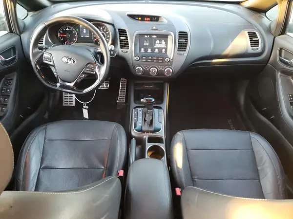 3KPFN5A37HE113254 2017 KIA FORTE - Image 8