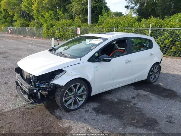 3KPFN5A37JE194200 2018 KIA FORTE - Image 2