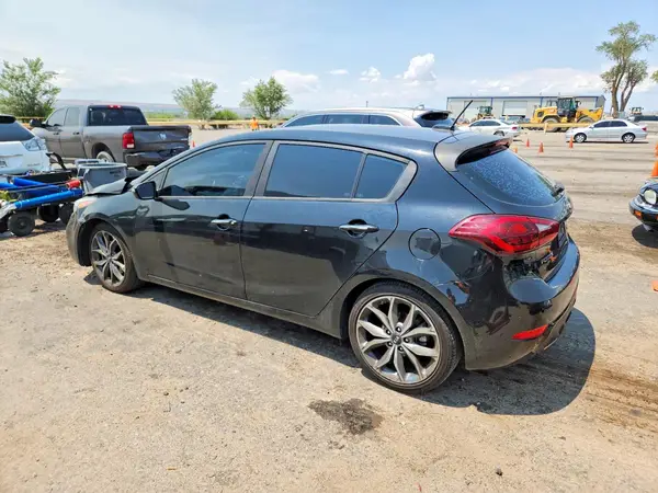 3KPFN5A37JE231536 2018 KIA FORTE - Image 2
