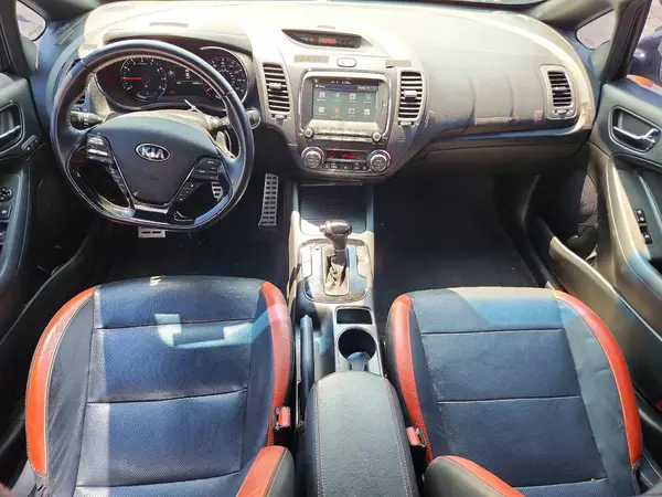 3KPFN5A37JE231536 2018 KIA FORTE - Image 8