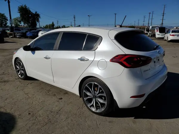 3KPFN5A39JE231294 2018 KIA FORTE - Image 2