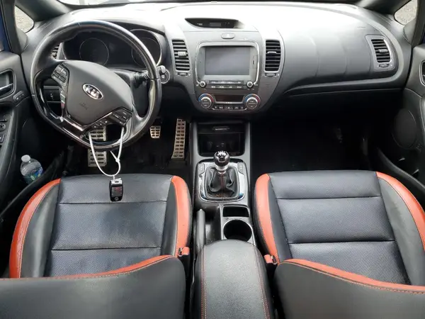 3KPFN5A3XHE055544 2017 KIA FORTE - Image 8