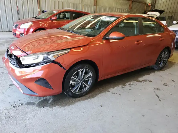 3KTF24AD3PE574204 2023 KIA FORTE - Image 1
