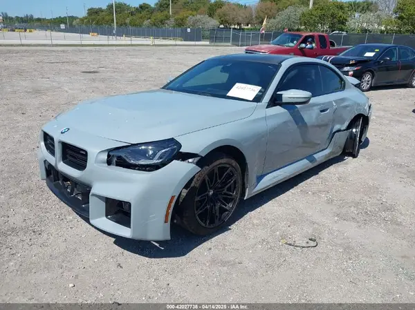 3MF13DM04R8E69489 2024 BMW M2 - Image 2