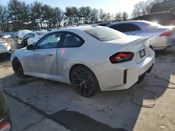 3MF13DM05R8E79951 2024 BMW M2 - Image 2