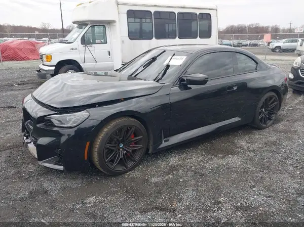 3MF13DM06R8E43735 2024 BMW M2 - Image 2