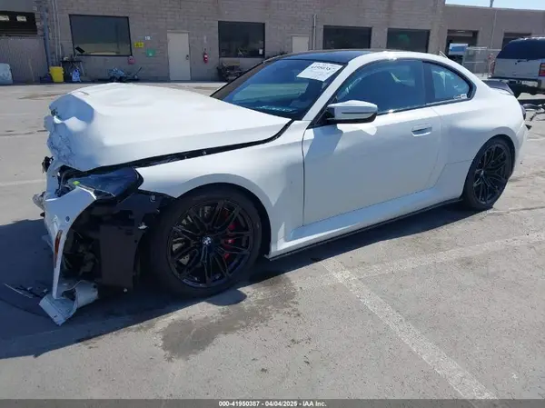 3MF13DM08R8E77496 2024 BMW M2 - Image 2