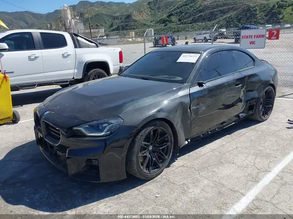 3MF13DM0XR8E43785 2024 BMW M2 - Image 2