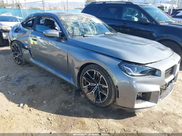 3MF23DM00S8F38821 2025 BMW M2 - Image 1