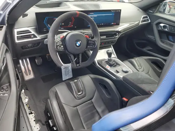 3MF23DM00S8F39242 2025 BMW M2 - Image 8