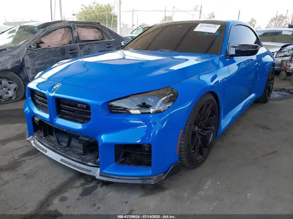 3MF23DM03S8F34357 2025 BMW M2 - Image 2