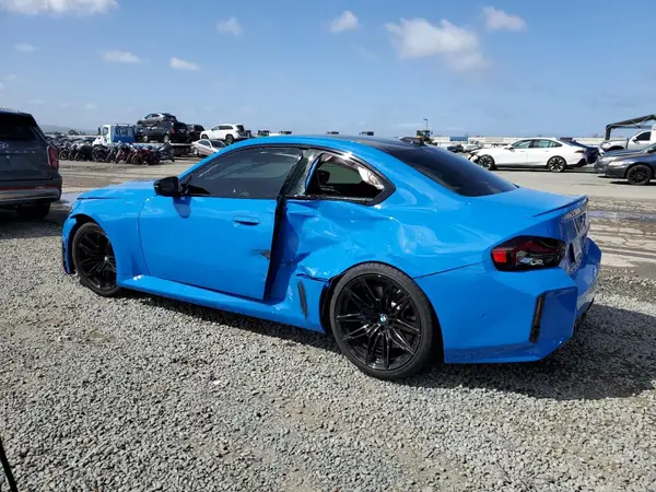 3MF23DM05S8F18399 2025 BMW M2 - Image 2