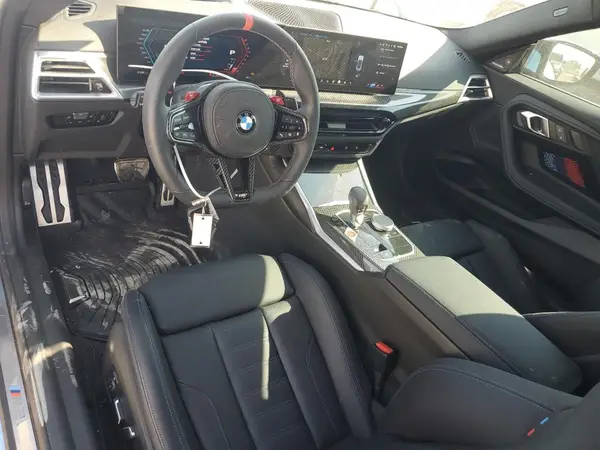 3MF23DM06S8F66008 2025 BMW M2 - Image 8
