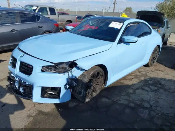 3MF23DM07S8F62310 2025 BMW M2 - Image 2