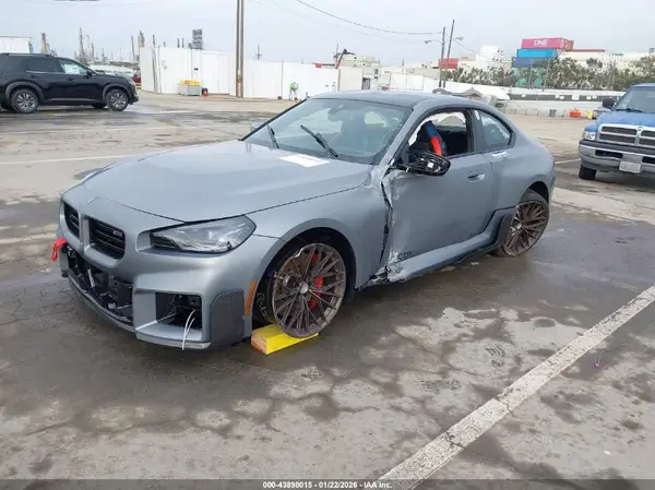 3MF23DM0XS8F81417 2025 BMW M2 - Image 2