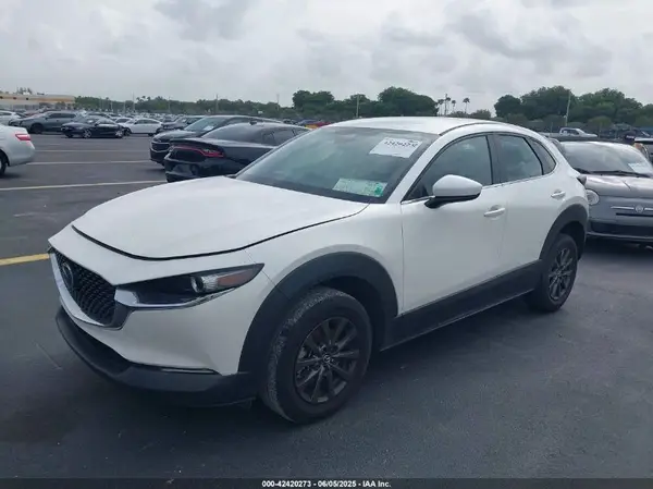3MVDMAAL1MM272837 2021 MAZDA CX-30 - Image 2