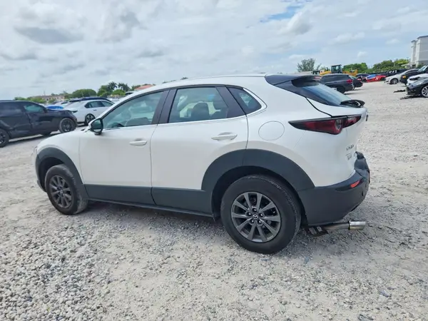 3MVDMAAL2MM215823 2021 MAZDA CX-30 - Image 2