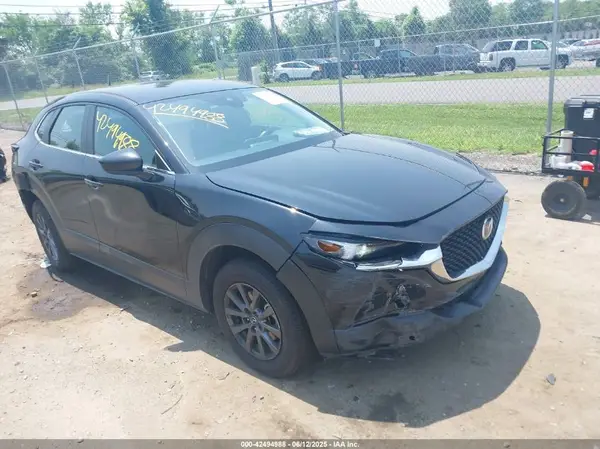 3MVDMAAL2MM226515 2021 MAZDA CX-30 - Image 1
