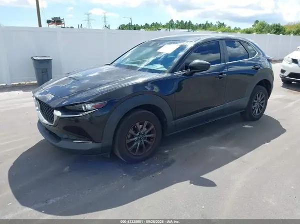 3MVDMAAL3MM269440 2021 MAZDA CX-30 - Image 2