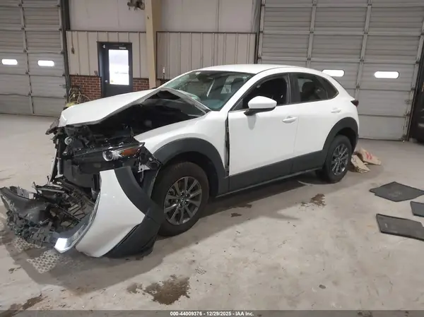 3MVDMAAL4MM215550 2021 MAZDA CX-30 - Image 2