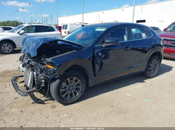 3MVDMAAL9MM270477 2021 MAZDA CX-30 - Image 2