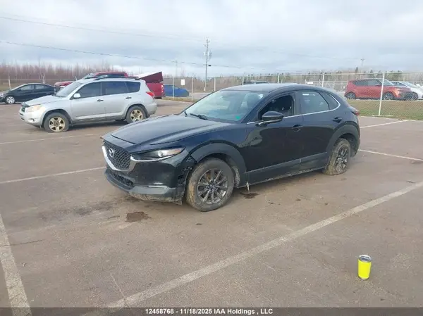 3MVDMAB75MM200718 2021 MAZDA CX-30 - Image 2