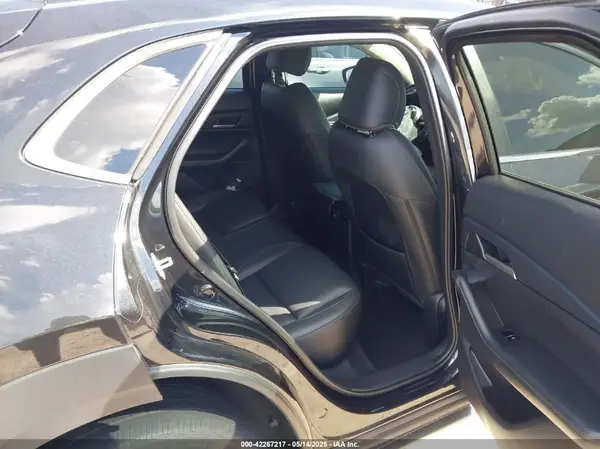 3MVDMABL1MM251761 2021 MAZDA CX-30 - Image 8