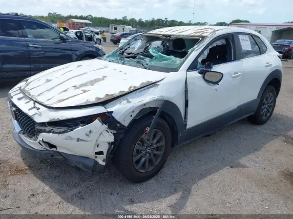 3MVDMABL2LM112138 2020 MAZDA CX-30 - Image 2