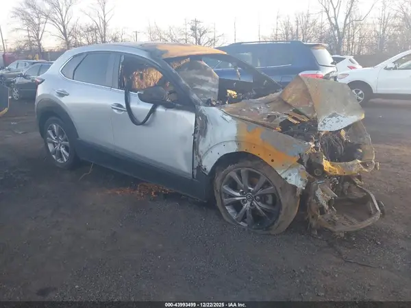 3MVDMABL4MM208421 2021 MAZDA CX-30 - Image 1