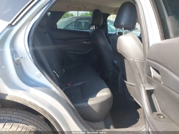 3MVDMABL7MM247472 2021 MAZDA CX-30 - Image 8