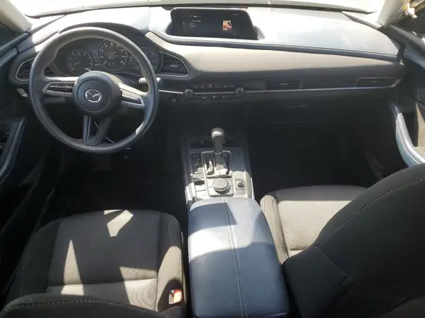 3MVDMABL8LM135925 2020 MAZDA CX-30 - Image 8