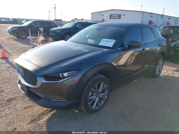 3MVDMABL8MM248520 2021 MAZDA CX-30 - Image 2