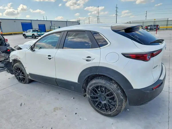 3MVDMABL8MM319473 2021 MAZDA CX-30 - Image 2