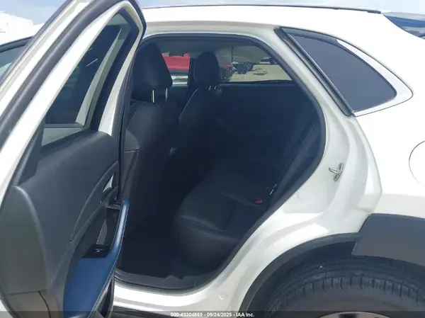 3MVDMACL1MM209492 2021 MAZDA CX-30 - Image 8