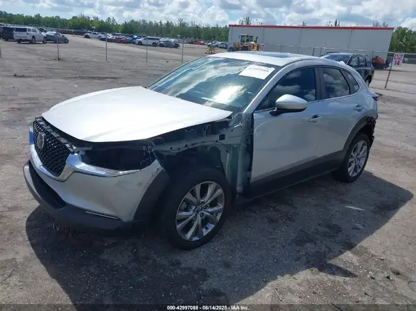 3MVDMACL2MM223904 2021 MAZDA CX-30 - Image 2
