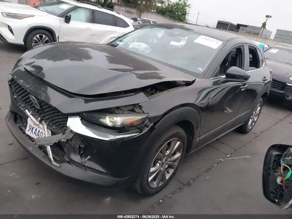 3MVDMACL3LM115130 2020 MAZDA CX-30 - Image 2