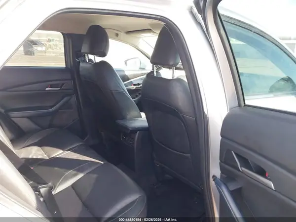 3MVDMACL4LM119090 2020 MAZDA CX-30 - Image 8