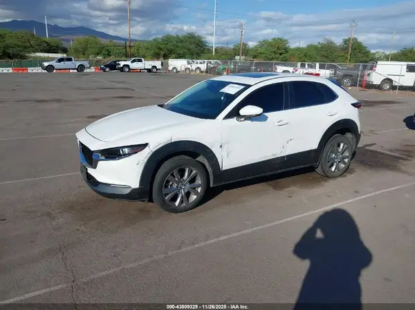 3MVDMACL5MM215425 2021 MAZDA CX-30 - Image 2