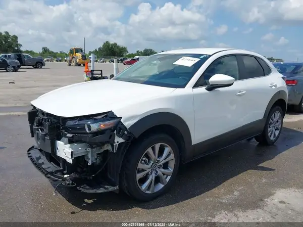 3MVDMACL9LM115827 2020 MAZDA CX-30 - Image 2