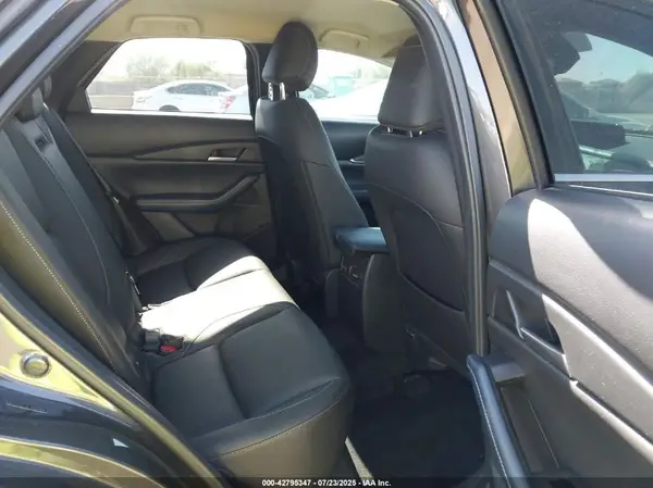 3MVDMACLXLM139392 2020 MAZDA CX-30 - Image 8